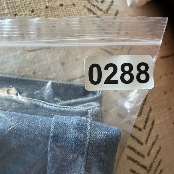 Loft Button Fly High Rise Curvy Skinny Raw Hem Jeans 8/29 Med Wash - Picture 9 of 9